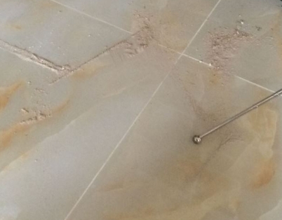 邵阳瓷砖空鼓维修公司分享粘合剂选择不当在瓷砖铺贴过程中可能导致以下问题